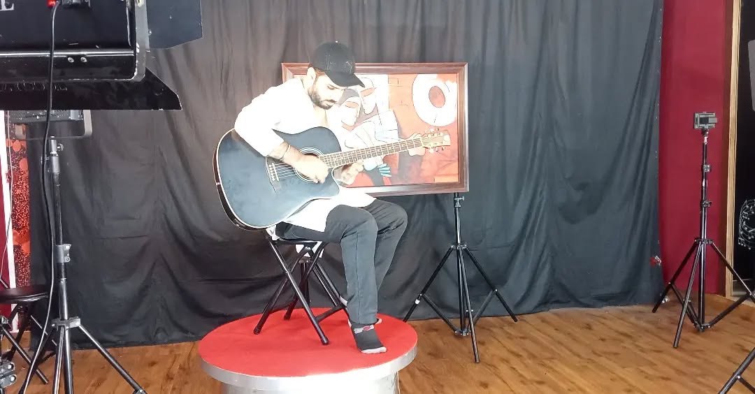 Loved directing music video with such an amazing singer and a genius guitarist. A melodious jou (3)